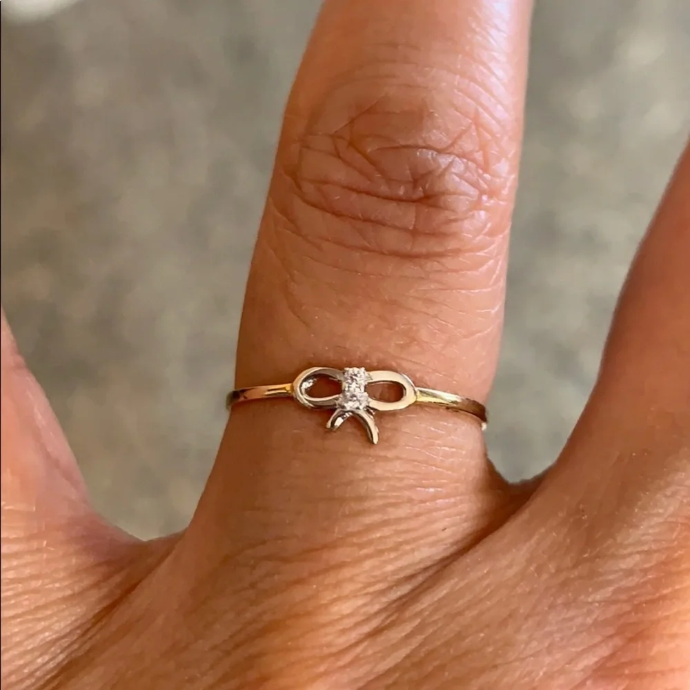 10K YELLOW GOLD WHITE GOLD CZ BOW RING